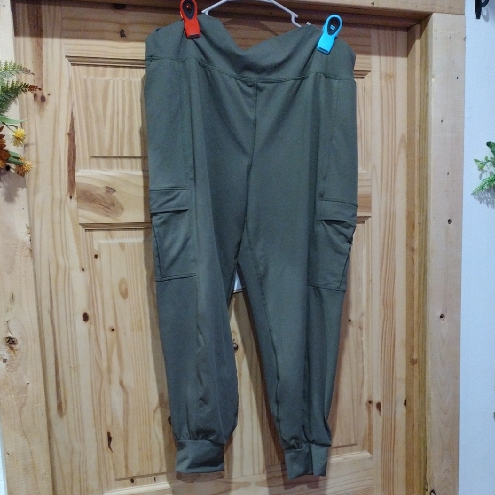 Avia Olive Green Women's Cargo Jogger Pants size Xxl